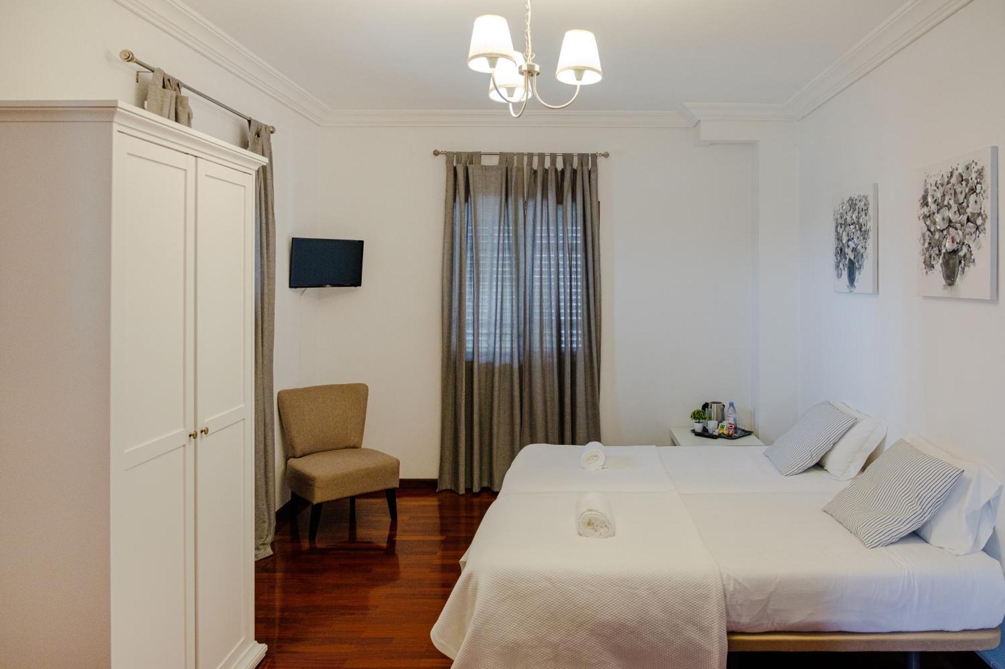 Classico Guesthouse Vila Nova de Gaia Pokoj fotografie